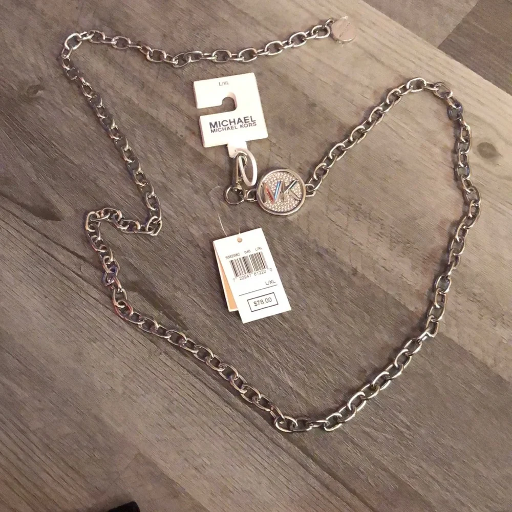 Michael Kors Silver Tone Chain Link Belt With Round Pave MK Logo Size L/XL NWT - Picture 3 of 12